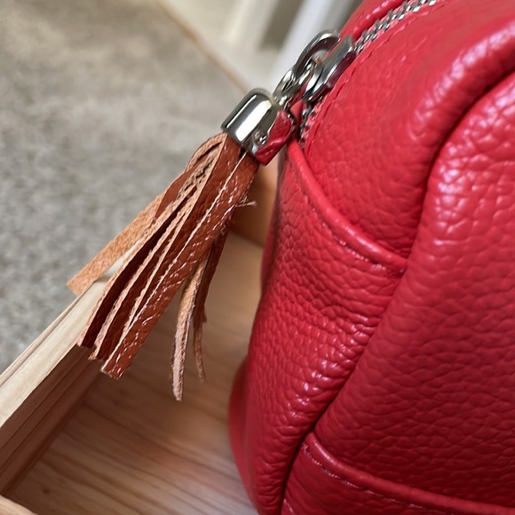 Share Oils Cosmetic Bag - Picture 2 of 11